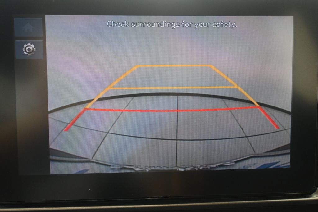 Thumbnail: 2025 Hyundai Venue - 25