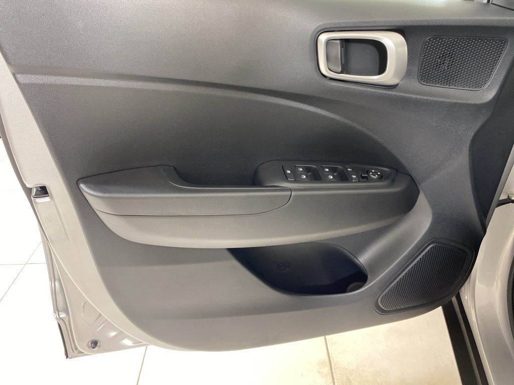 Thumbnail: 2025 Hyundai Venue - 23