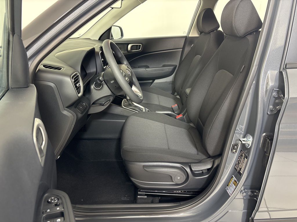 Thumbnail: 2025 Hyundai Venue - 10