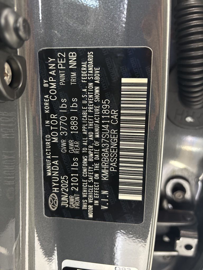 Thumbnail: 2025 Hyundai Venue - 17