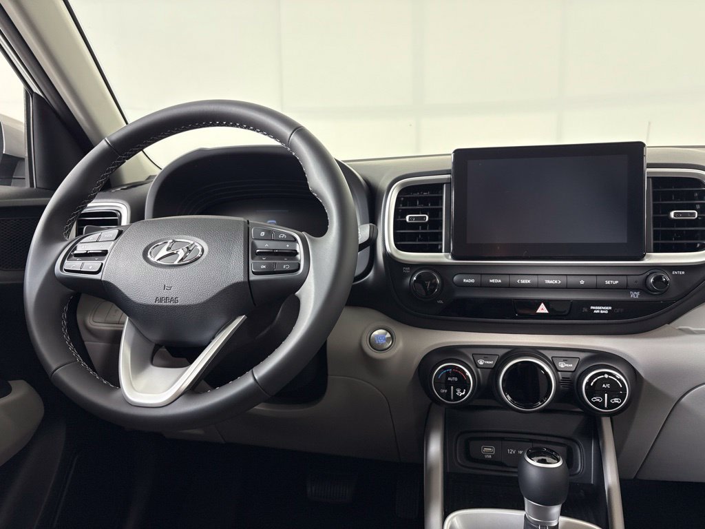 Thumbnail: 2026 Hyundai Venue - 14