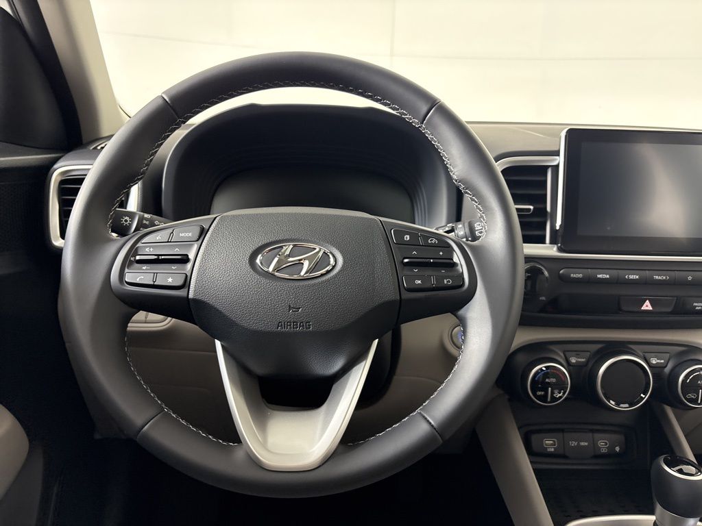 Thumbnail: 2026 Hyundai Venue - 14