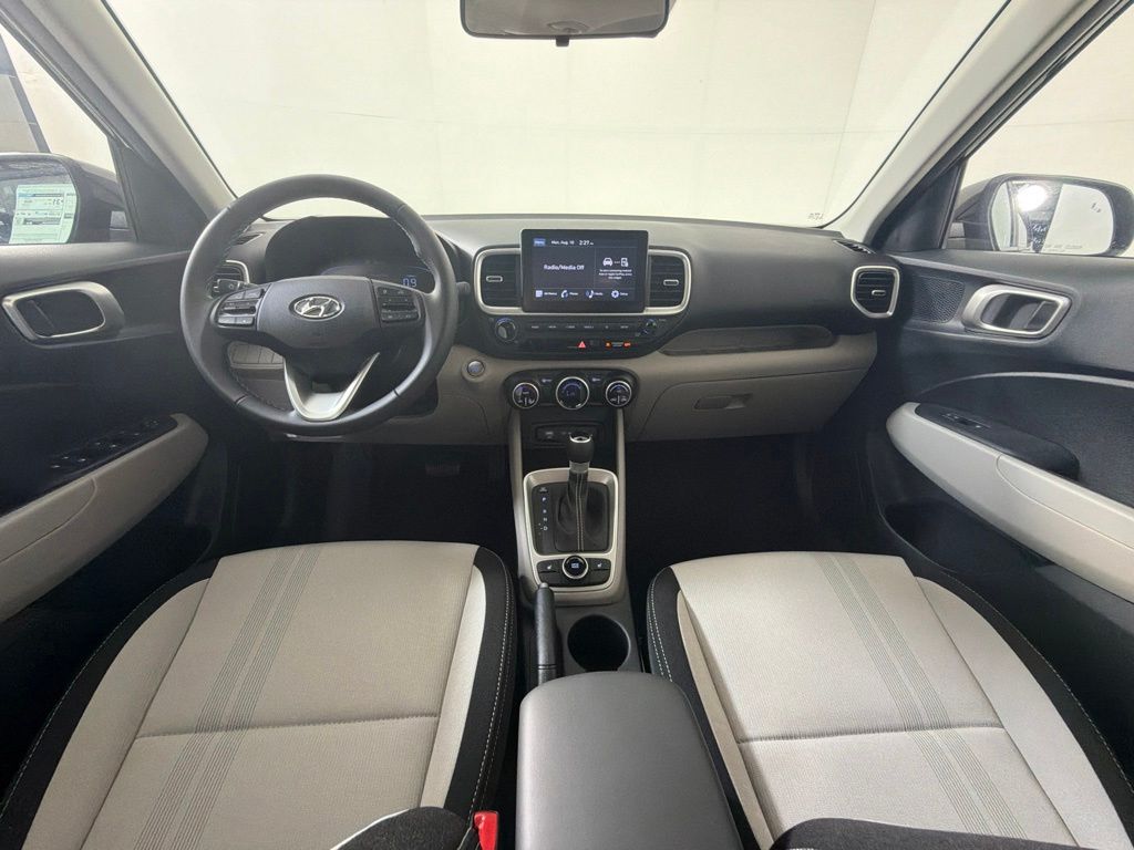 Thumbnail: 2026 Hyundai Venue - 9