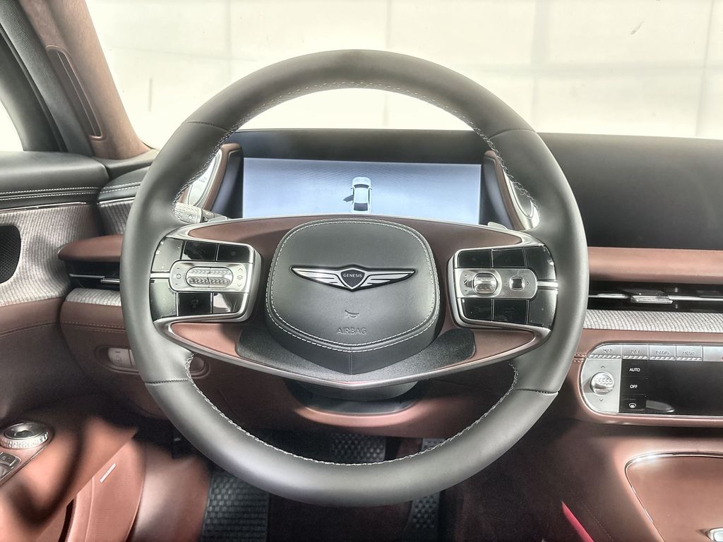 Thumbnail: 2026 Genesis G90 - 2