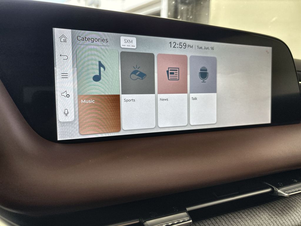 Thumbnail: 2026 Genesis G90 - 21