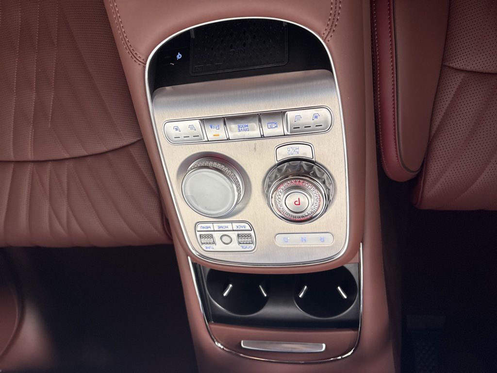 Thumbnail: 2026 Genesis G90 - 34
