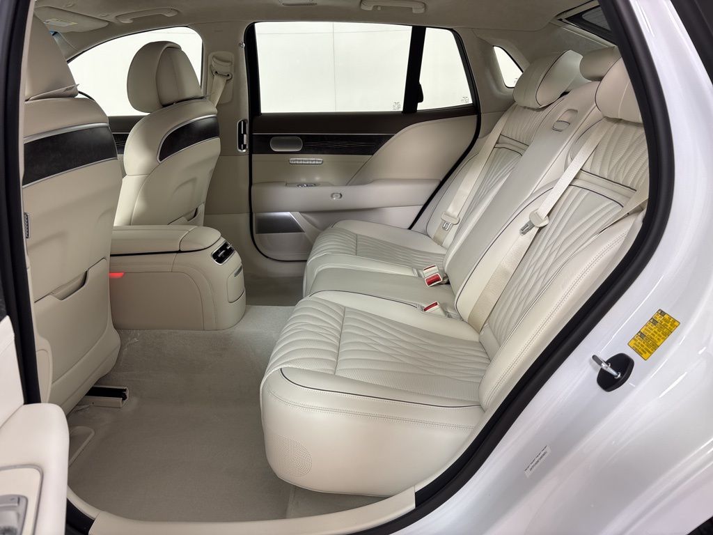 Thumbnail: 2026 Genesis G90 - 24