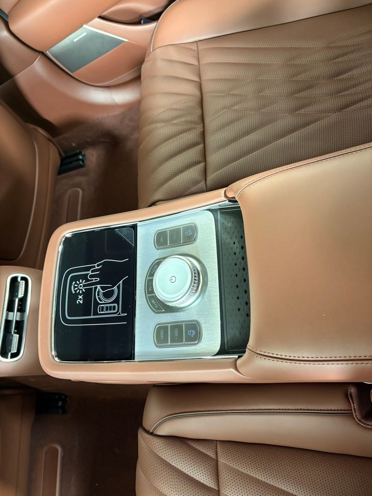 Thumbnail: 2026 Genesis G90 - 19