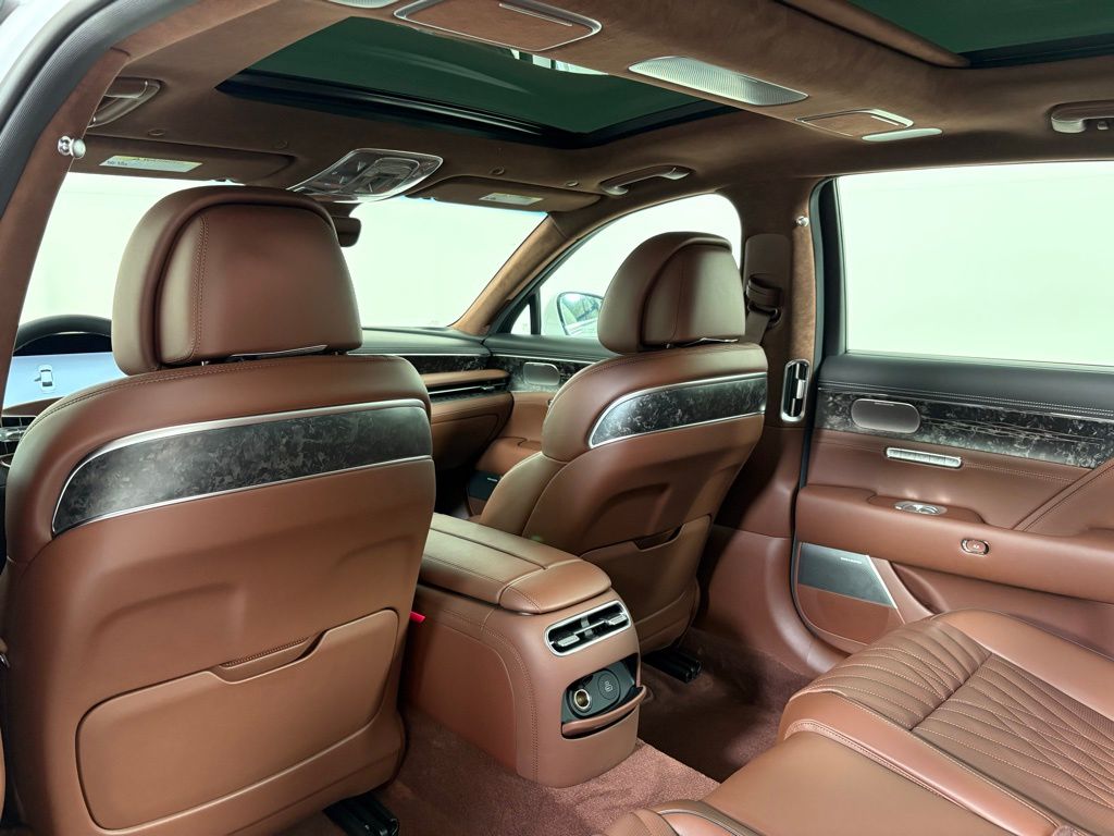 Thumbnail: 2026 Genesis G90 - 13