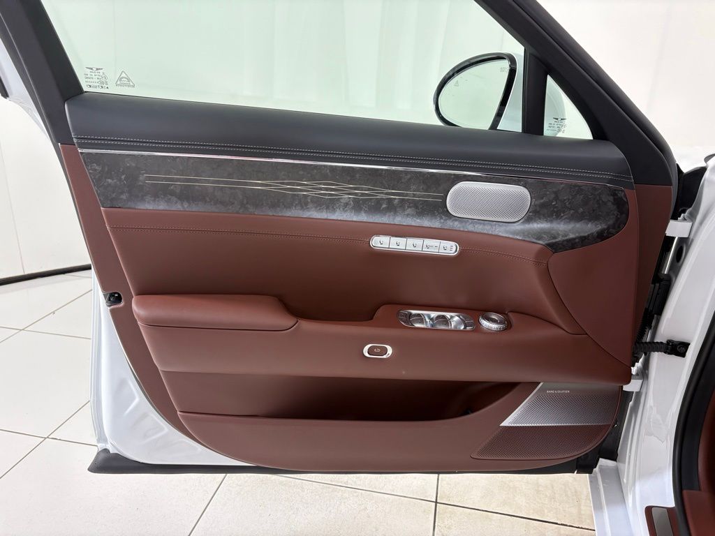 Thumbnail: 2026 Genesis G90 - 25