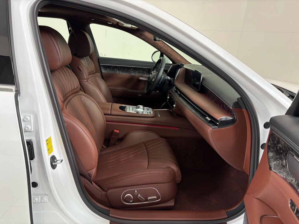 Thumbnail: 2026 Genesis G90 - 11