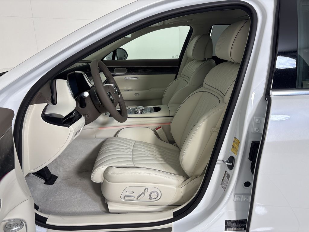 Thumbnail: 2026 Genesis G90 - 11