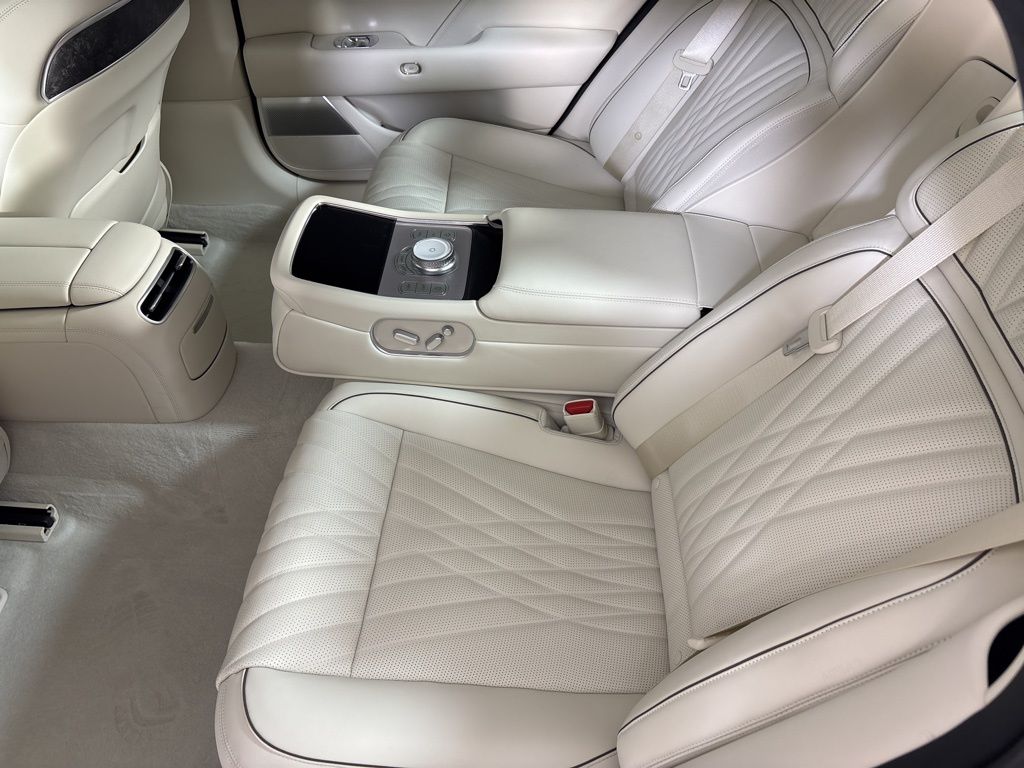 Thumbnail: 2026 Genesis G90 - 25