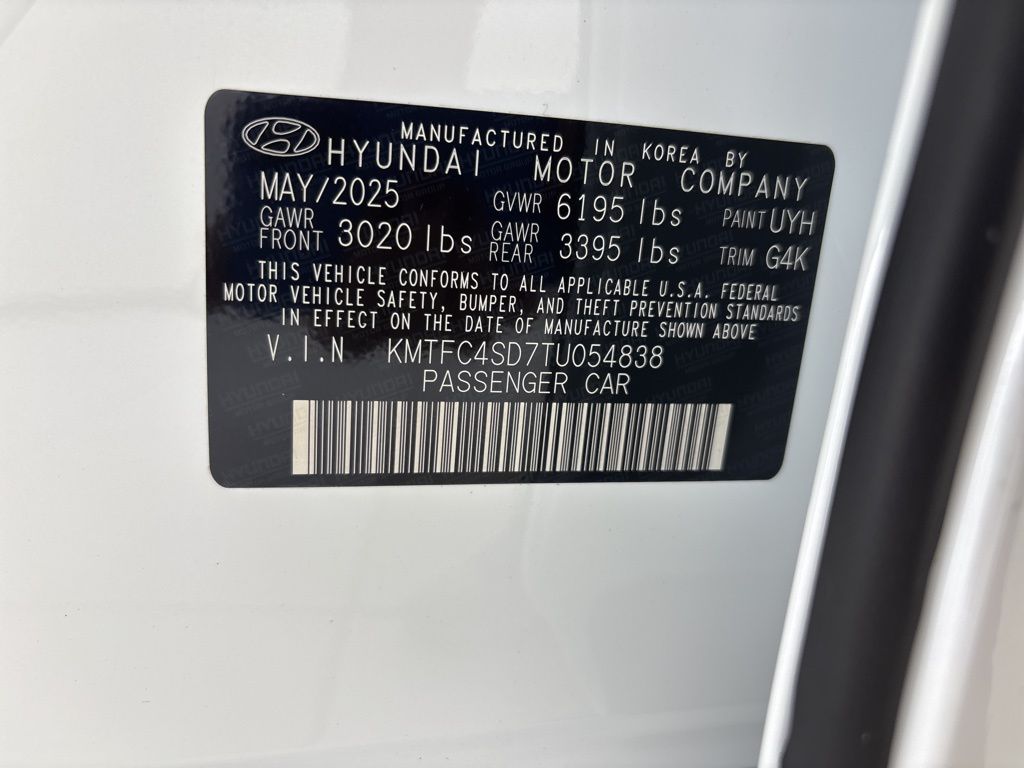 Thumbnail: 2026 Genesis G90 - 19