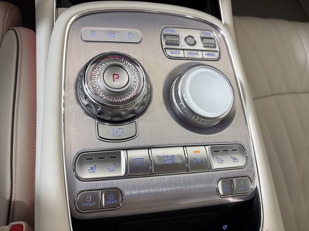 Thumbnail: 2026 Genesis G90 - 29