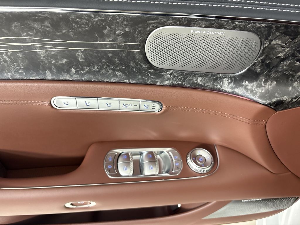 Thumbnail: 2026 Genesis G90 - 23
