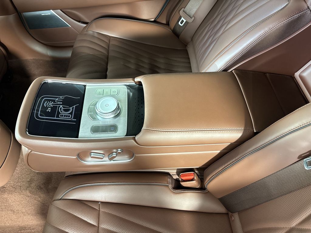 Thumbnail: 2026 Genesis G90 - 29