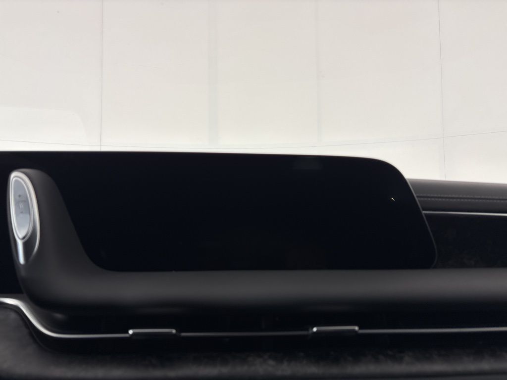 Thumbnail: 2026 Genesis G90 - 15