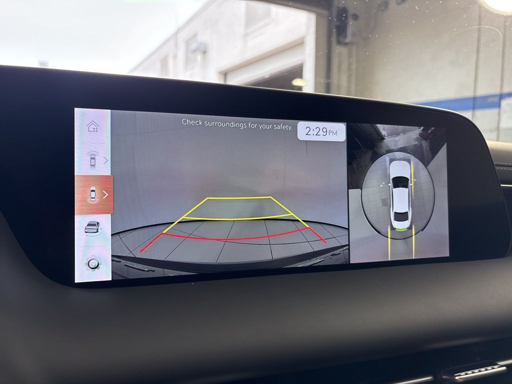 Thumbnail: 2026 Genesis G90 - 38