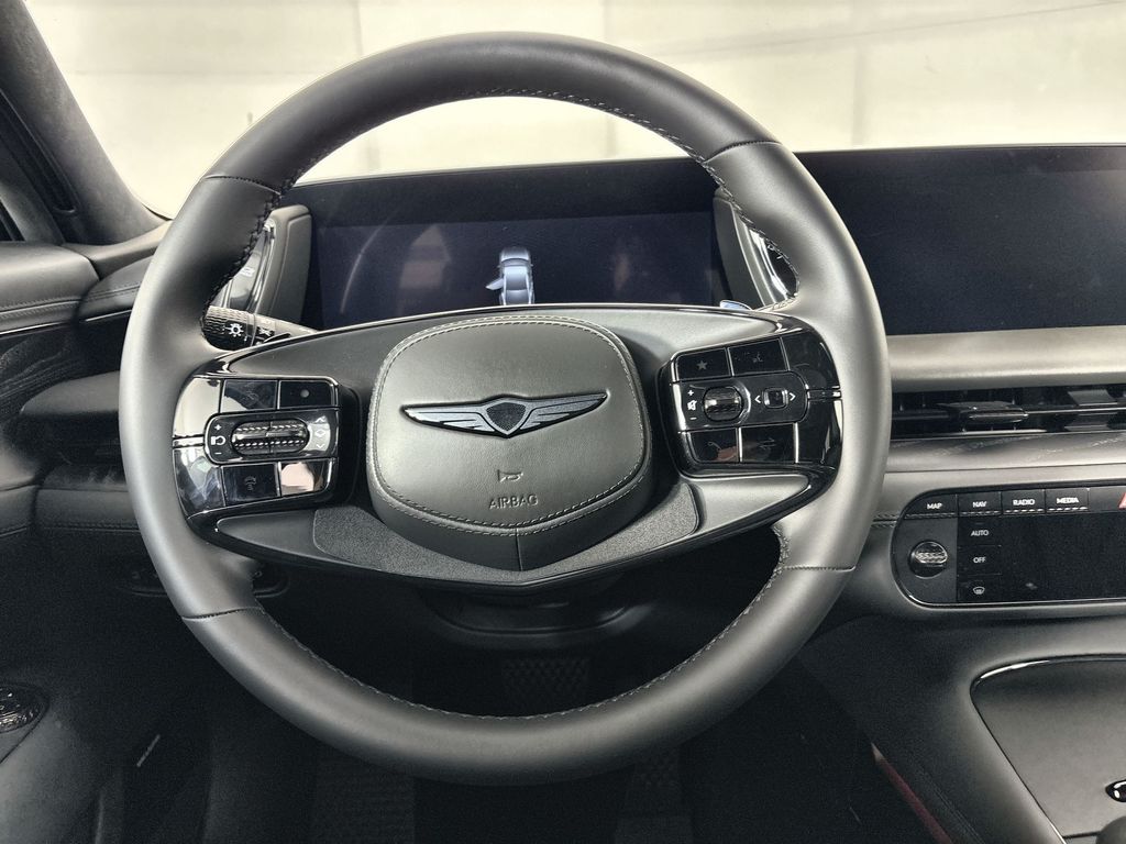 Thumbnail: 2026 Genesis G90 - 2