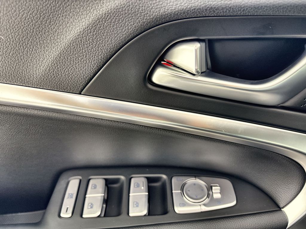 Thumbnail: 2026 Genesis G70 - 23