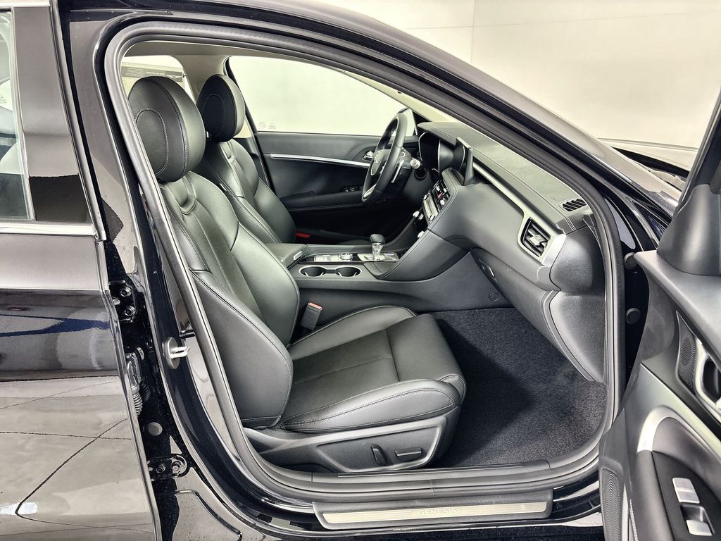 Thumbnail: 2026 Genesis G70 - 9