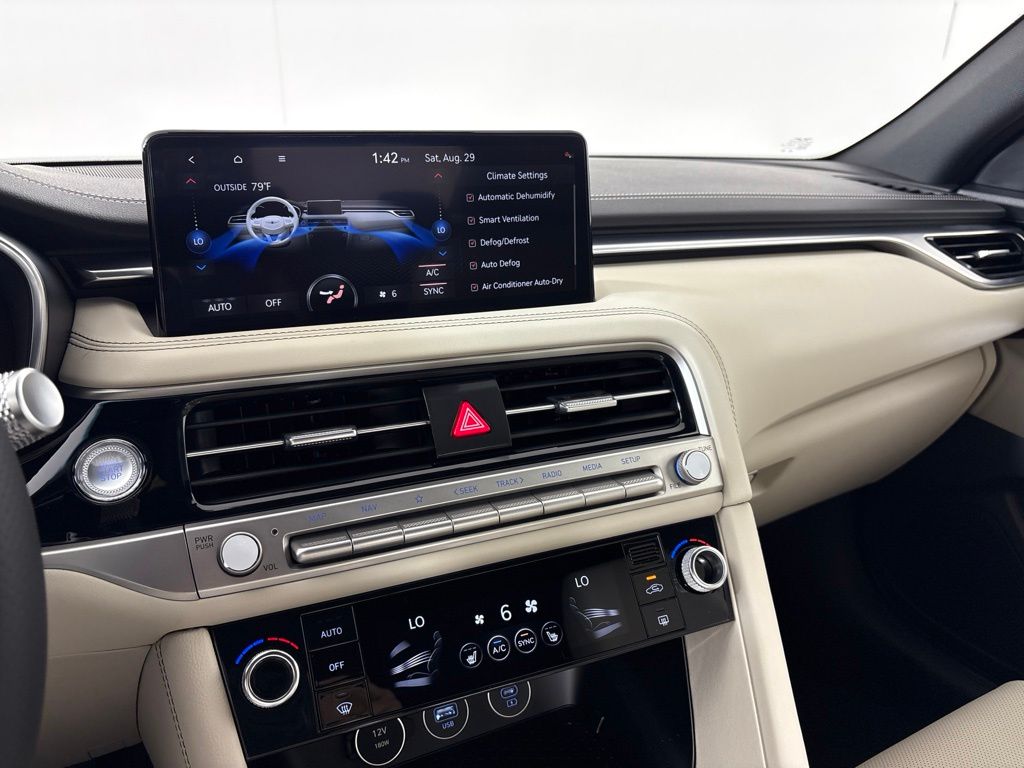 Thumbnail: 2026 Genesis G70 - 29