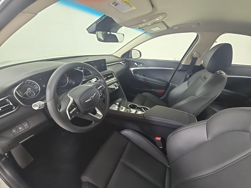 Thumbnail: 2026 Genesis G70 - 2