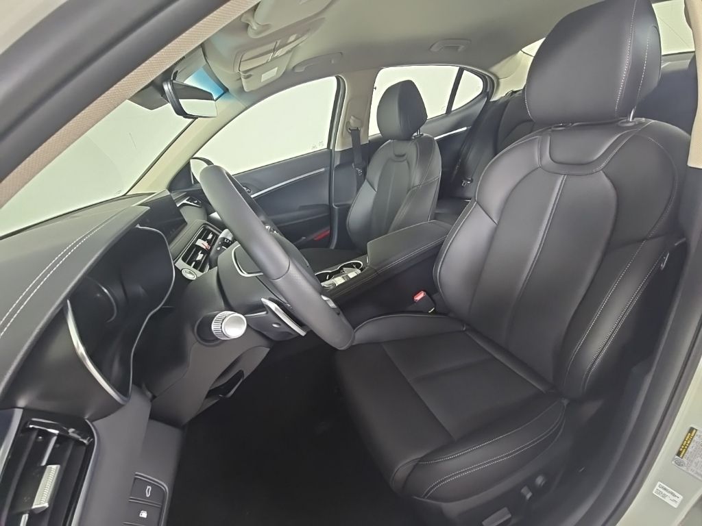 Thumbnail: 2026 Genesis G70 - 10