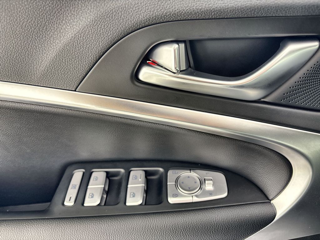 Thumbnail: 2026 Genesis G70 - 23