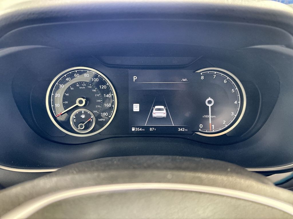 Thumbnail: 2026 Genesis G70 - 13