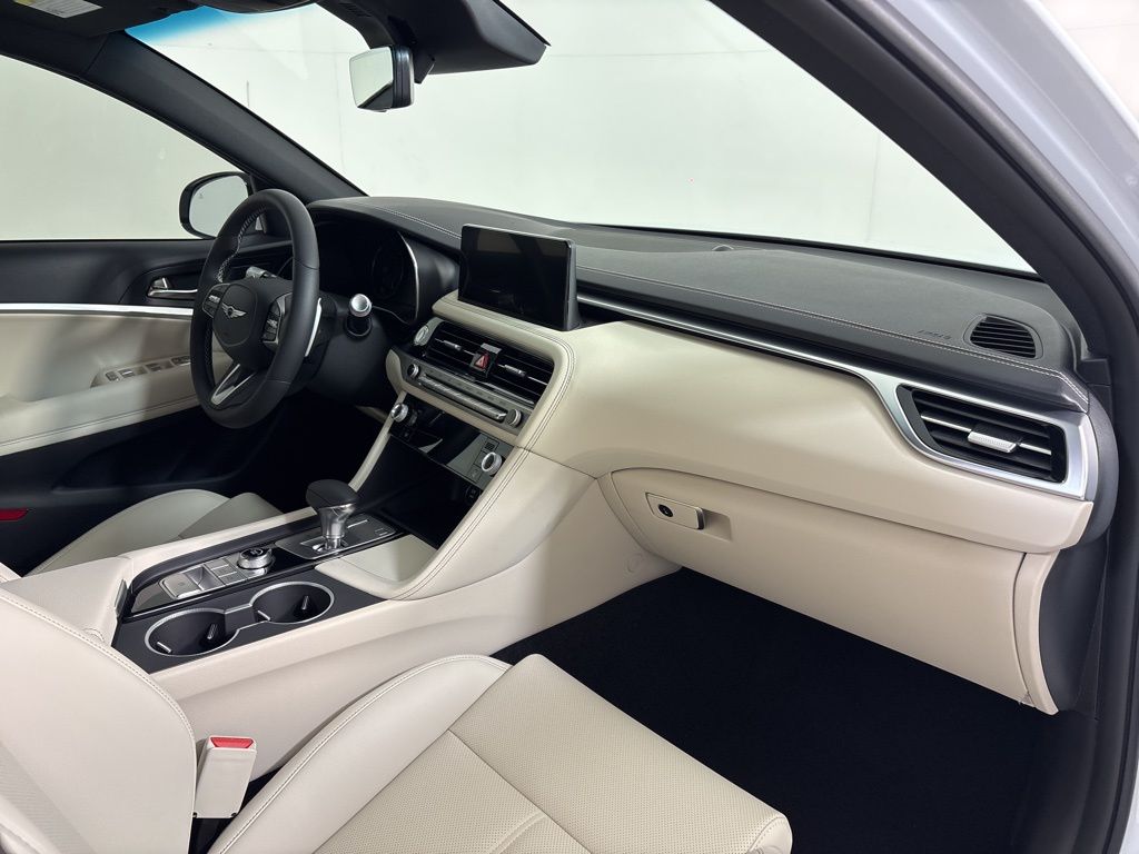 Thumbnail: 2026 Genesis G70 - 2