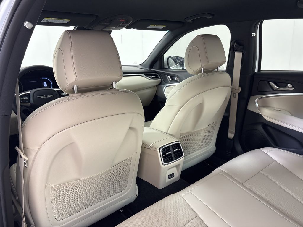 Thumbnail: 2026 Genesis G70 - 12