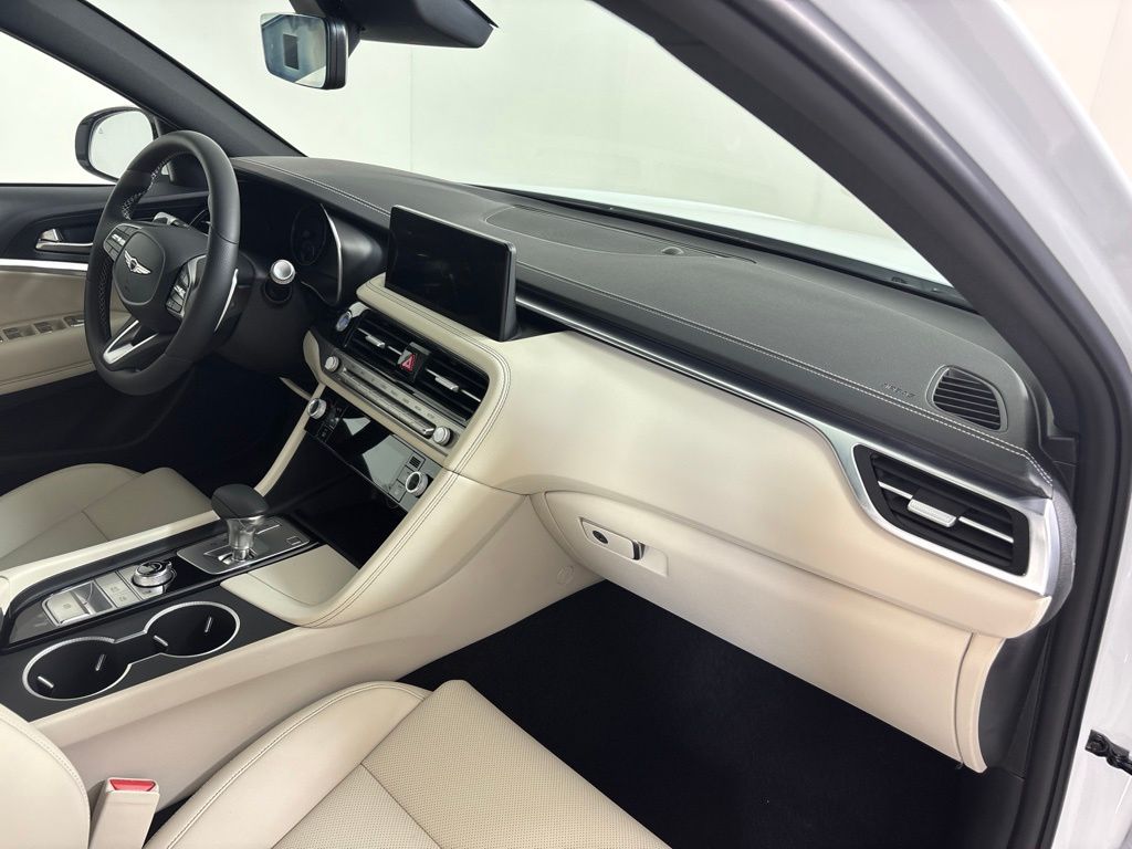 Thumbnail: 2026 Genesis G70 - 2