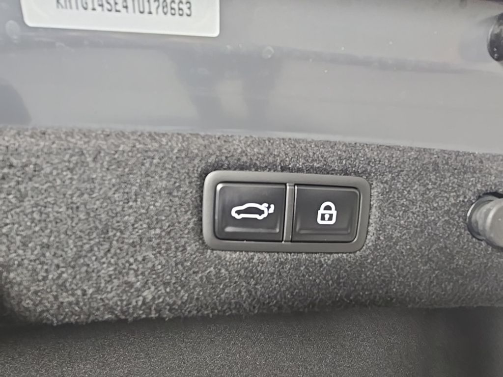 Thumbnail: 2026 Genesis G70 - 30