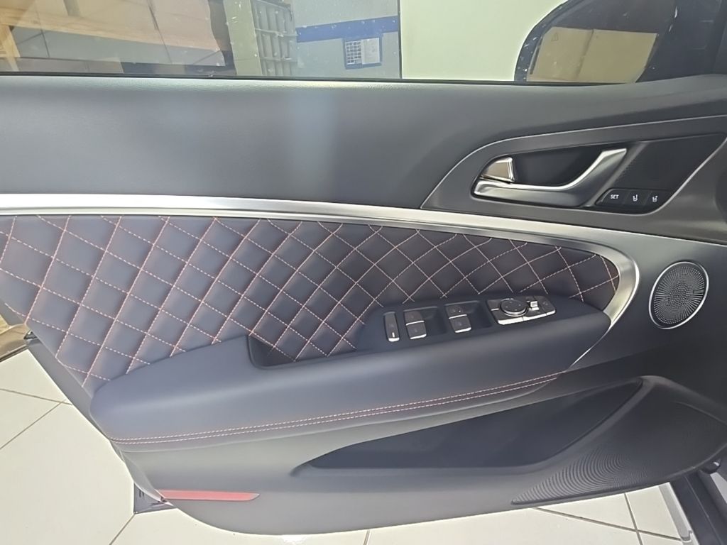 Thumbnail: 2026 Genesis G70 - 23