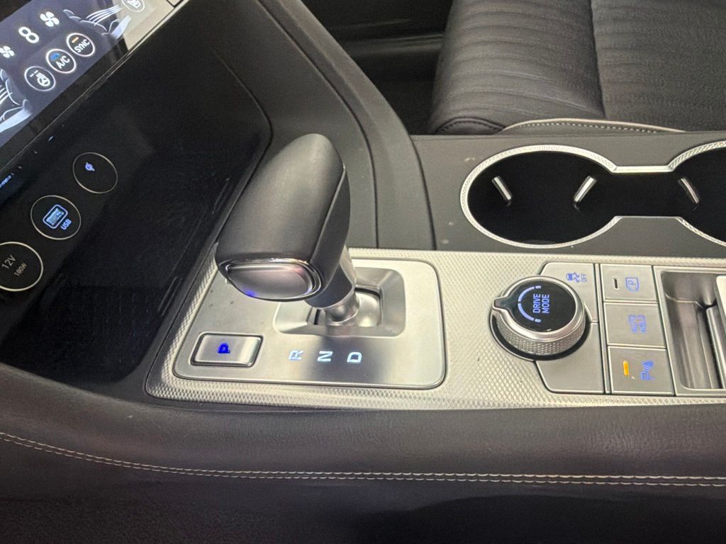 Thumbnail: 2026 Genesis G70 - 14