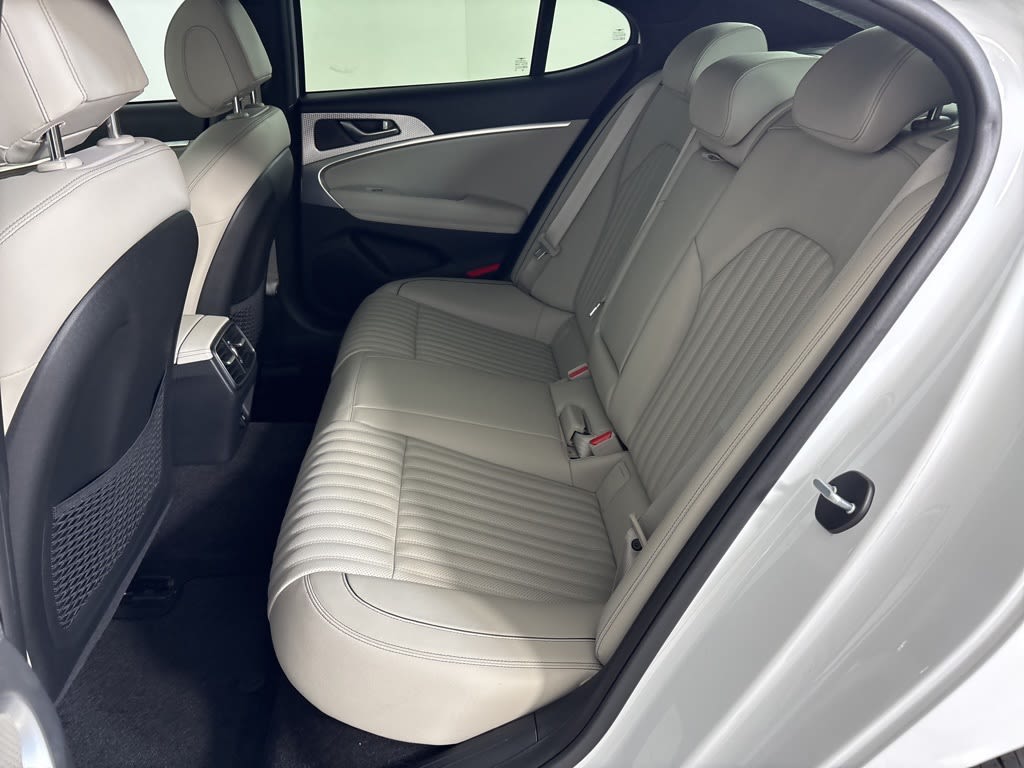 Thumbnail: 2023 Genesis G70 - 26