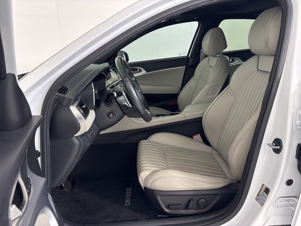 Thumbnail: 2023 Genesis G70 - 24