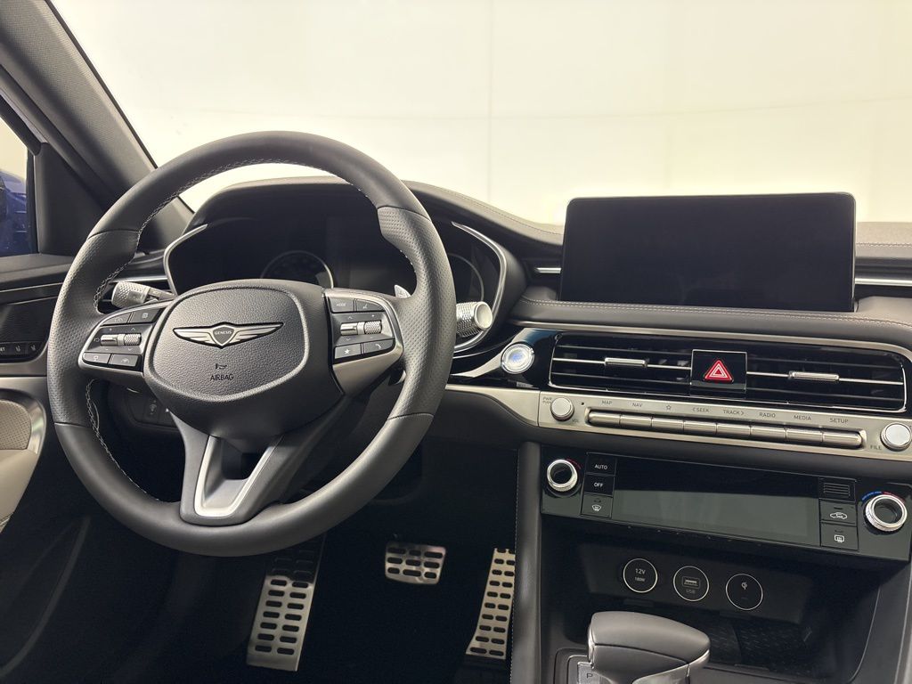 Thumbnail: 2026 Genesis G70 - 28