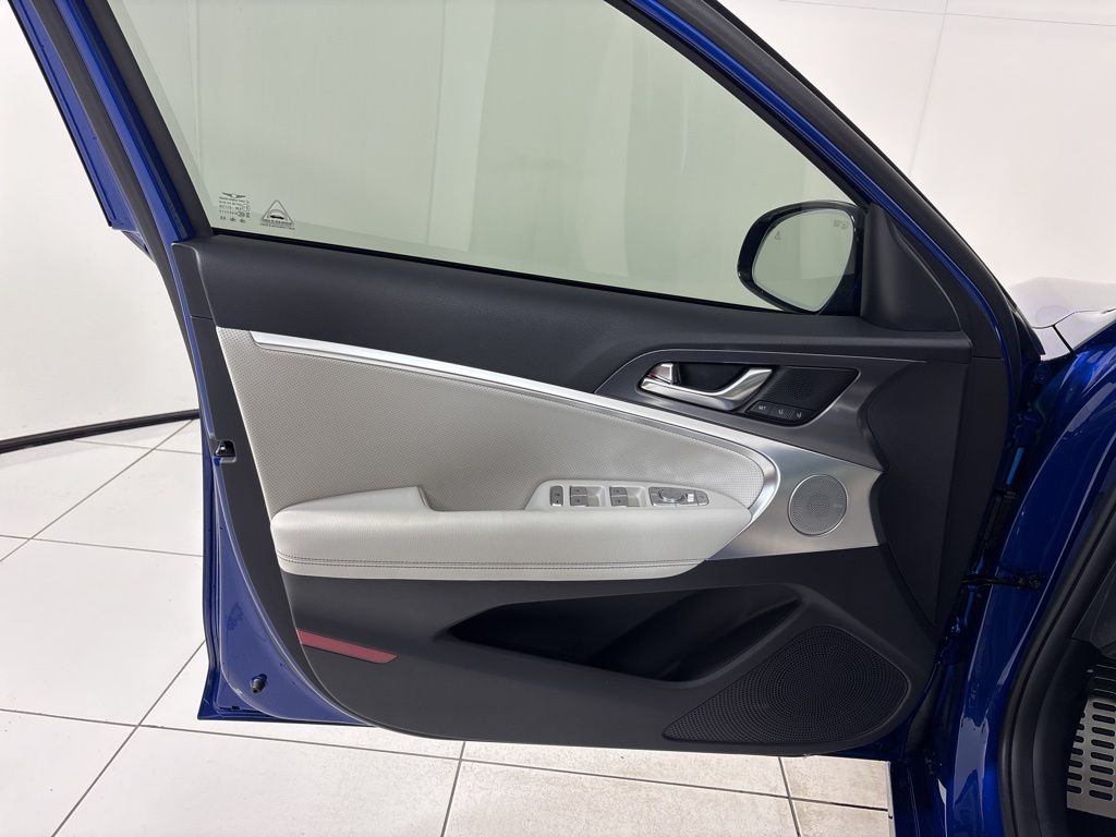 Thumbnail: 2026 Genesis G70 - 25