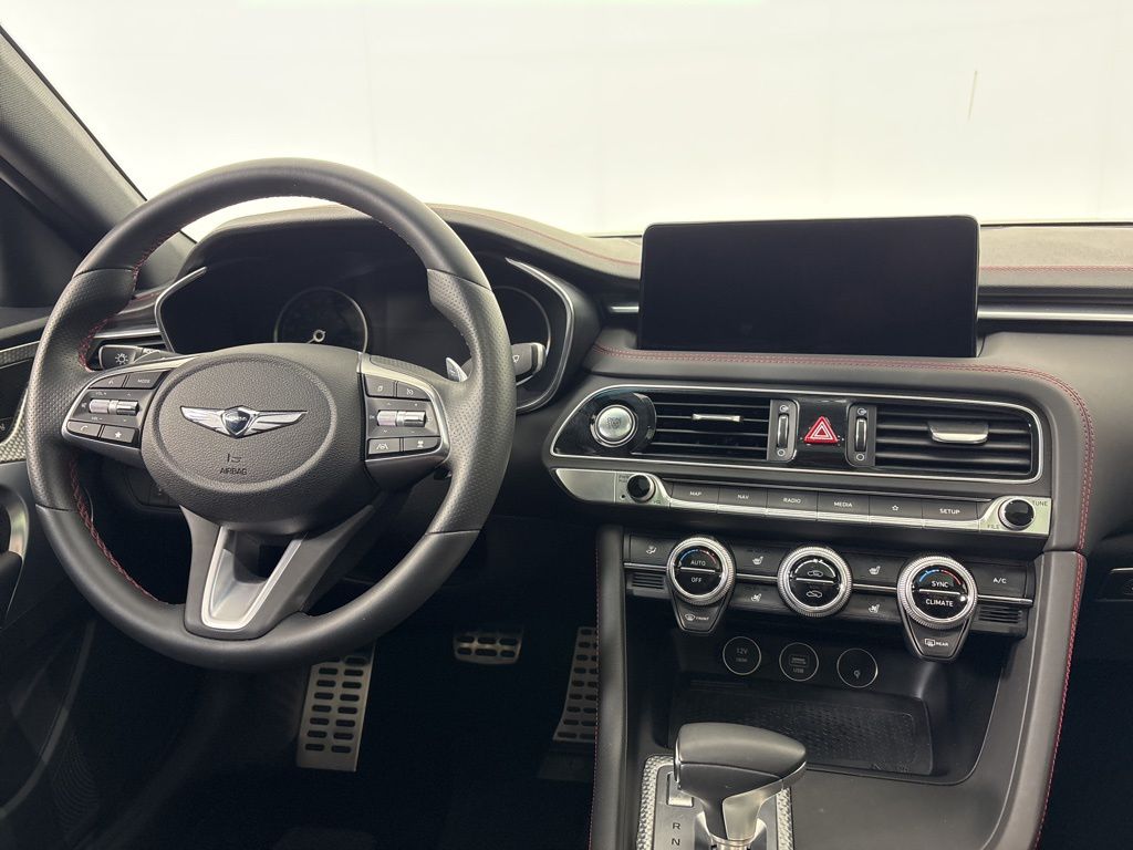 Thumbnail: 2023 Genesis G70 - 29