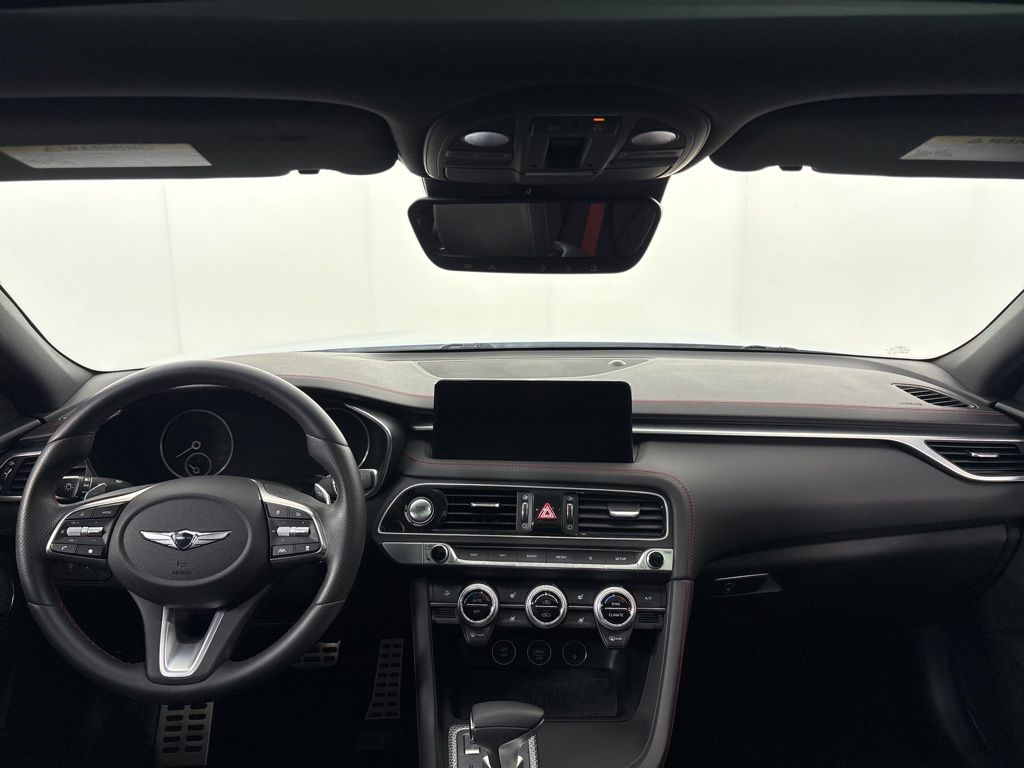 Thumbnail: 2023 Genesis G70 - 12