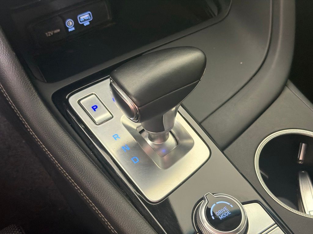 Thumbnail: 2021 Genesis G70 - 15