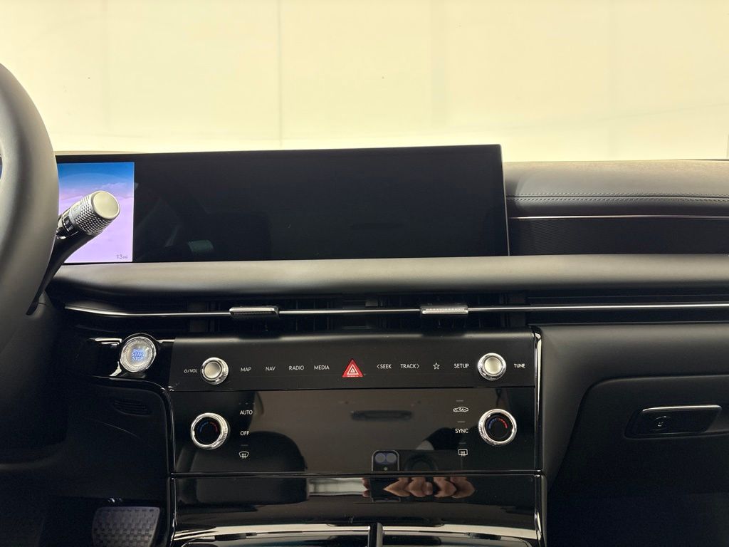 Thumbnail: 2027 Genesis G80 - 15