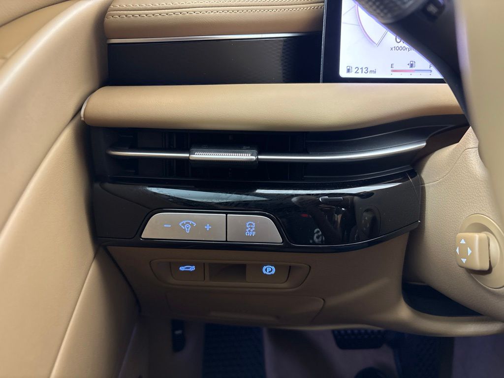 Thumbnail: 2026 Genesis G80 - 36