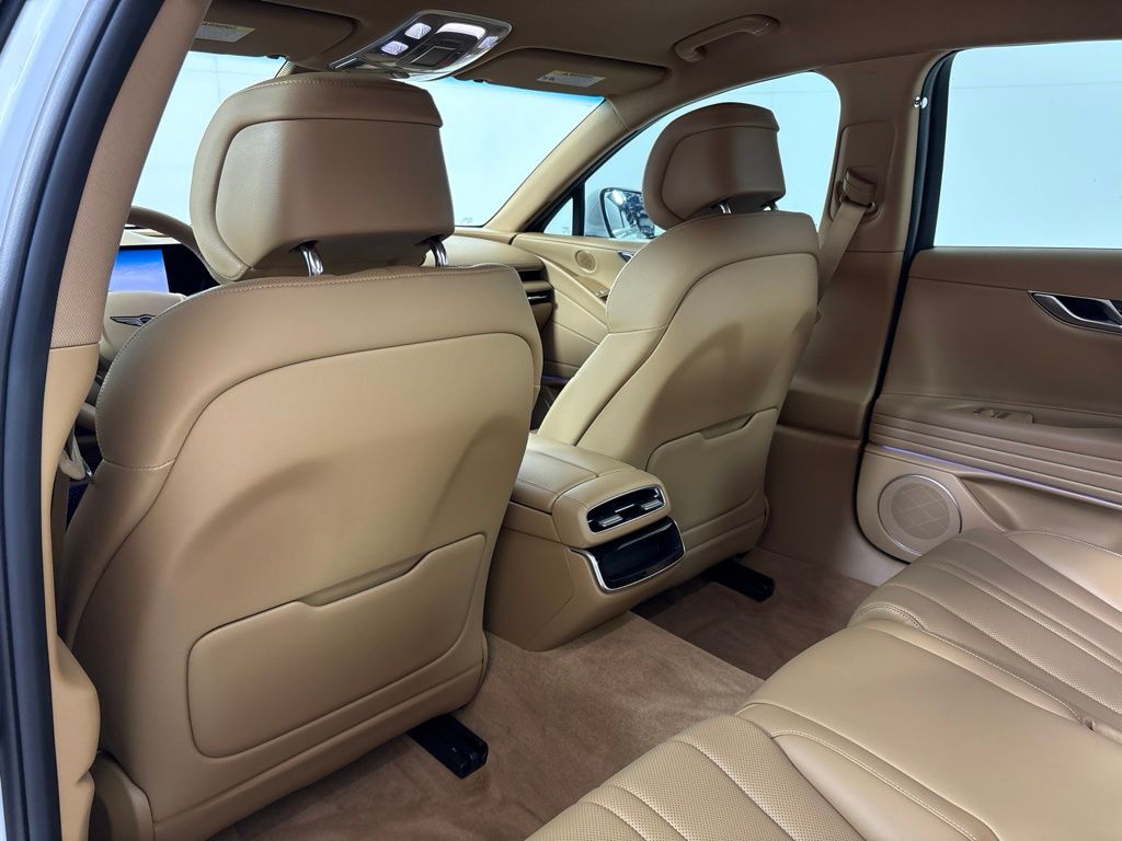 Thumbnail: 2026 Genesis G80 - 25