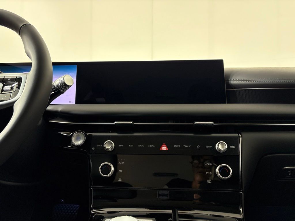 Thumbnail: 2027 Genesis G80 - 15