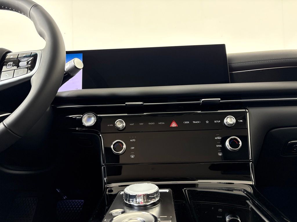 Thumbnail: 2027 Genesis G80 - 16