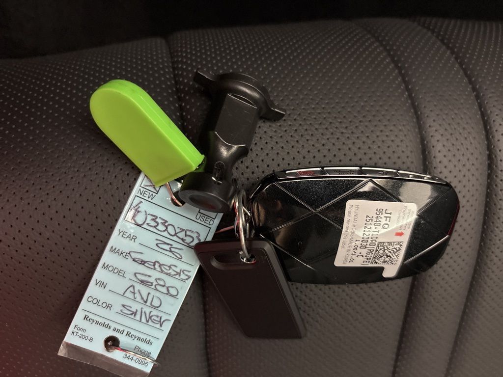 Thumbnail: 2026 Genesis G80 - 19